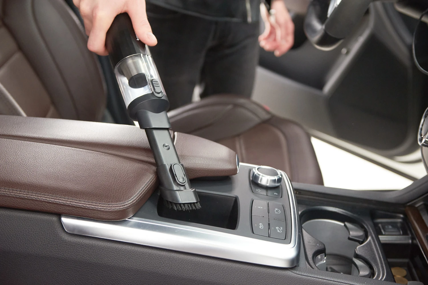 car vacuum cleaner for Tesla Model 3