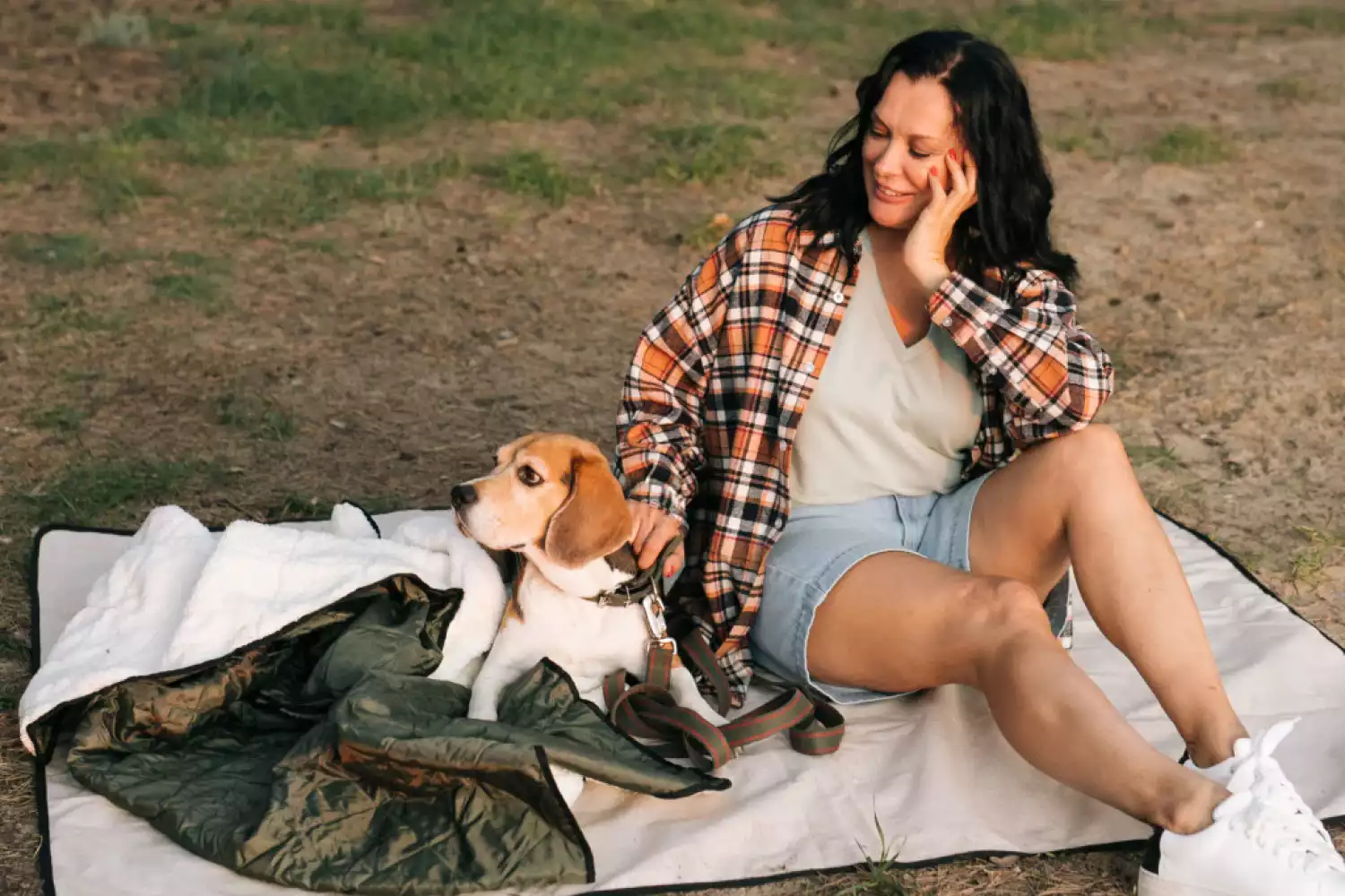 picnic bag and blanket